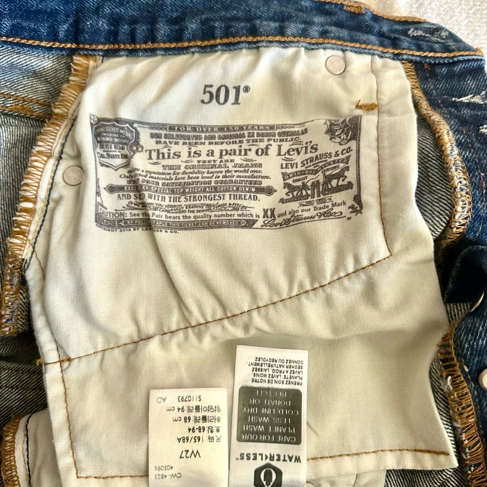 Women’s Levi’s‎ 501 Cutoff Shorts, Blue Denim - Picture 5 of 6